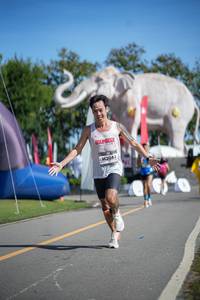 BIB: 
                            <button type="button" onclick="openModal(26542693)" class="btn btn-primary btn-sm float-right btn-popup" data-toggle="modal" data-target=".modal-high-quality">
                        <i class="fas fa-shopping-cart"></i> Add to Cart
                    </button>
                                            <button type="button" onclick="isThisMe(26542693, true)" class="btn btn-success btn-sm float-right btn-popup btn-isme hidden" data-toggle="tooltip" data-placement="bottom" title="นี่คือรูปของคุณใช่ไหม คลิกที่นี่เพื่อเอาเข้าอัลบั้ม">
                        <i class="fas fa-plus"></i> Add to album
                    </button>
                    <button type="button" onclick="isThisMe(26542693, false)" class="btn btn-warning btn-sm float-right btn-popup btn-isnotme hidden">
                        <i class="fas fa-ban"></i> Remove from album
                    </button>